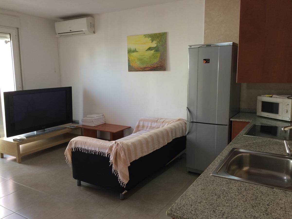 Apartamentos Turisticos Sant Boi Сан-Бой-де-Льобрегат Экстерьер фото